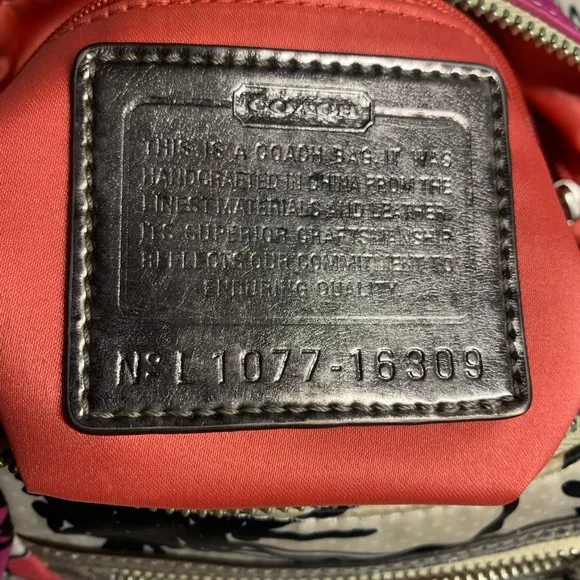 Coach Poppy Graffiti Shoulder Bag – Style No. L1077-16309 RARE - Picture 12 of 14